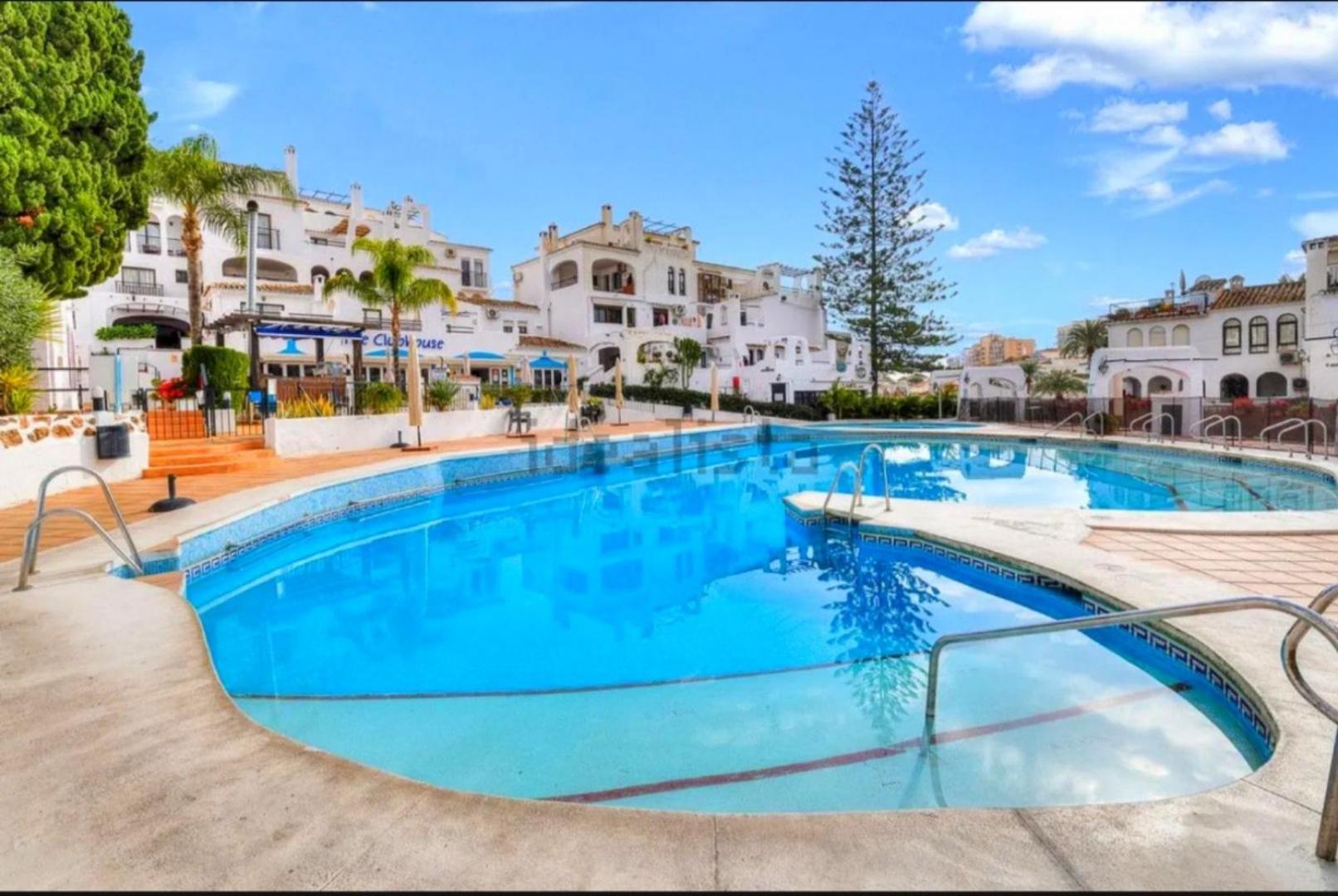 Estudio Pasodoble. Pueblo Evita Benalmadena Exterior photo